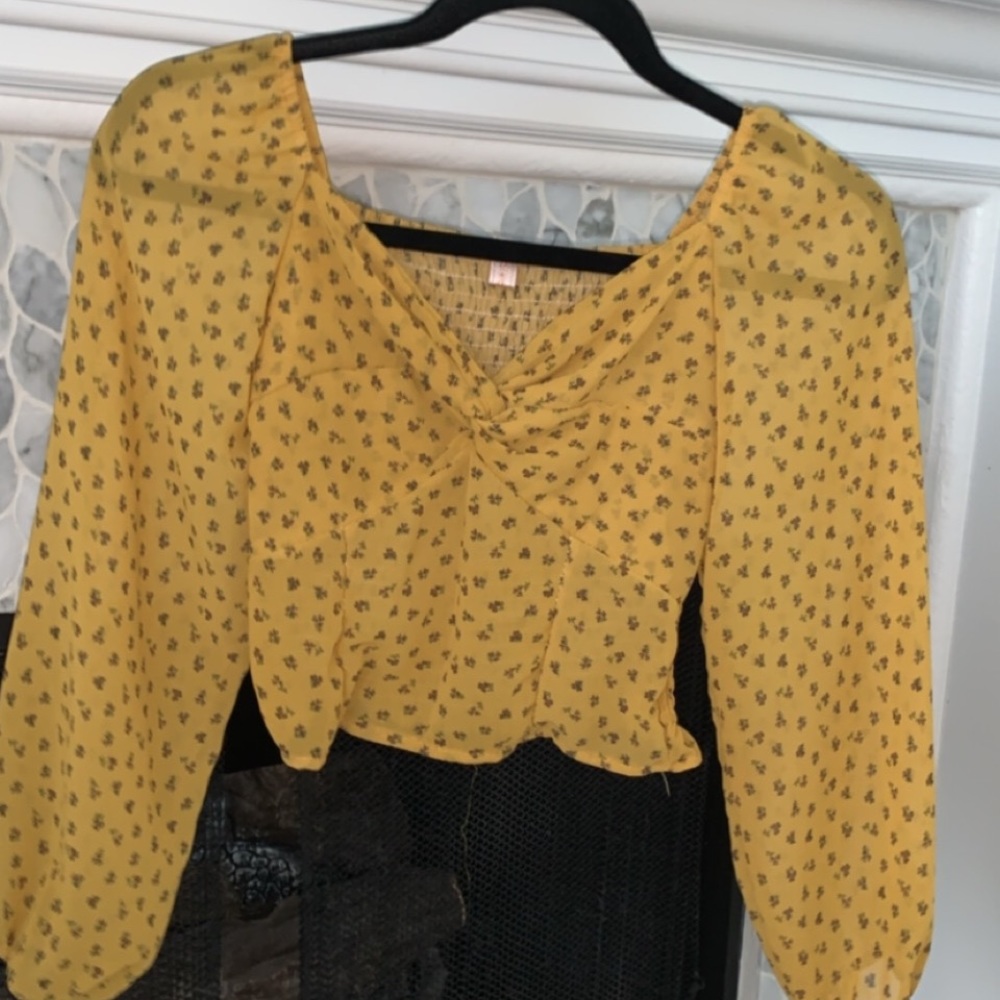 YELLOW FLORAL CROPPED BLOUSE